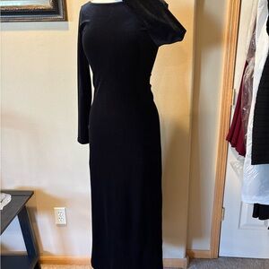 1990’s Luxurious Black Velvet Dress